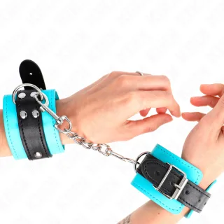 Fetisch-Toy KINK Handfesseln in Türkis mit schwarzem Riemen Türkis 28 cm