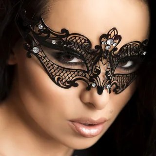 Maske filigran mit Netzmuster und Strasssteinen Schwarz