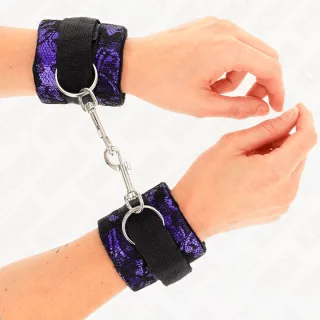Fetisch-Toy KINK Handfesseln aus lila Spitze auf Nylon Lila 23 x 6,5 cm
