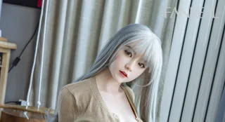 Silikon Sexpuppe Sasha