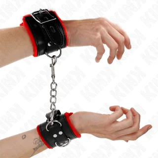 Fetisch-Toy KINK Handfesseln pelzgefüttert mit rotem Fell Schwarz 29 cm