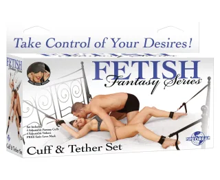 Fesselset Pipedream Cuff and Tether Set mit vier Fesseln