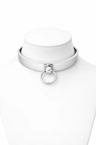 Hochwertiges BDSM Halsband aus Edelstahl, mit O-Ring 130 mm