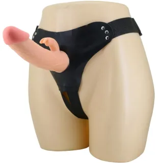 Strap-on Mavis Harness-Slip mit Dildo Natur 19 cm