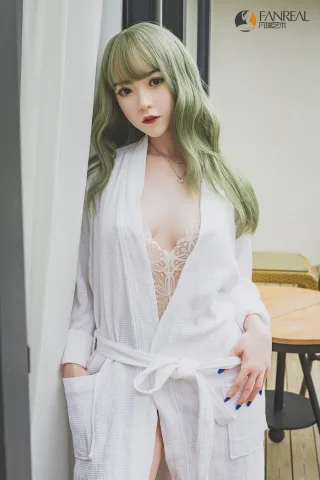 Silikon Sexpuppe Airi