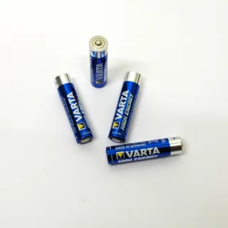 Batterien Größe AAA